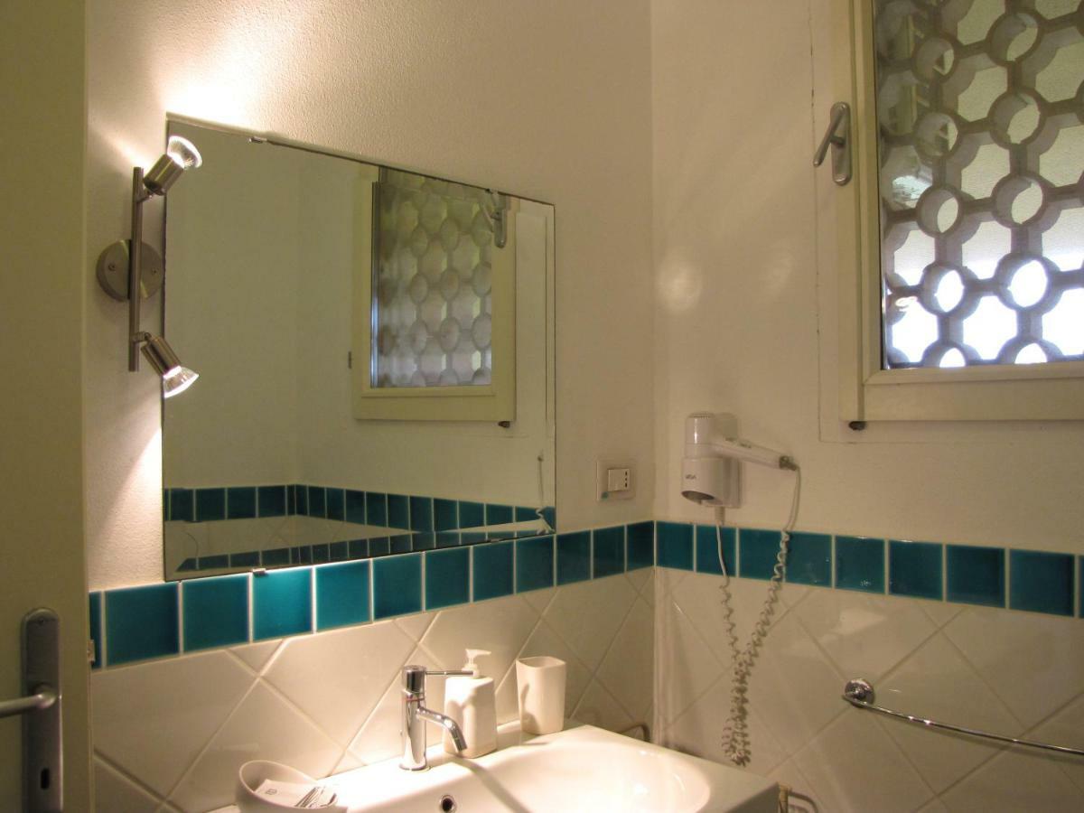 B&B Mrcaruba Stintino Eksteriør billede