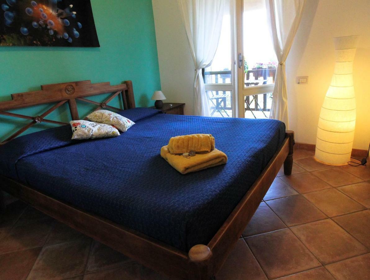 B&B Mrcaruba Stintino Eksteriør billede